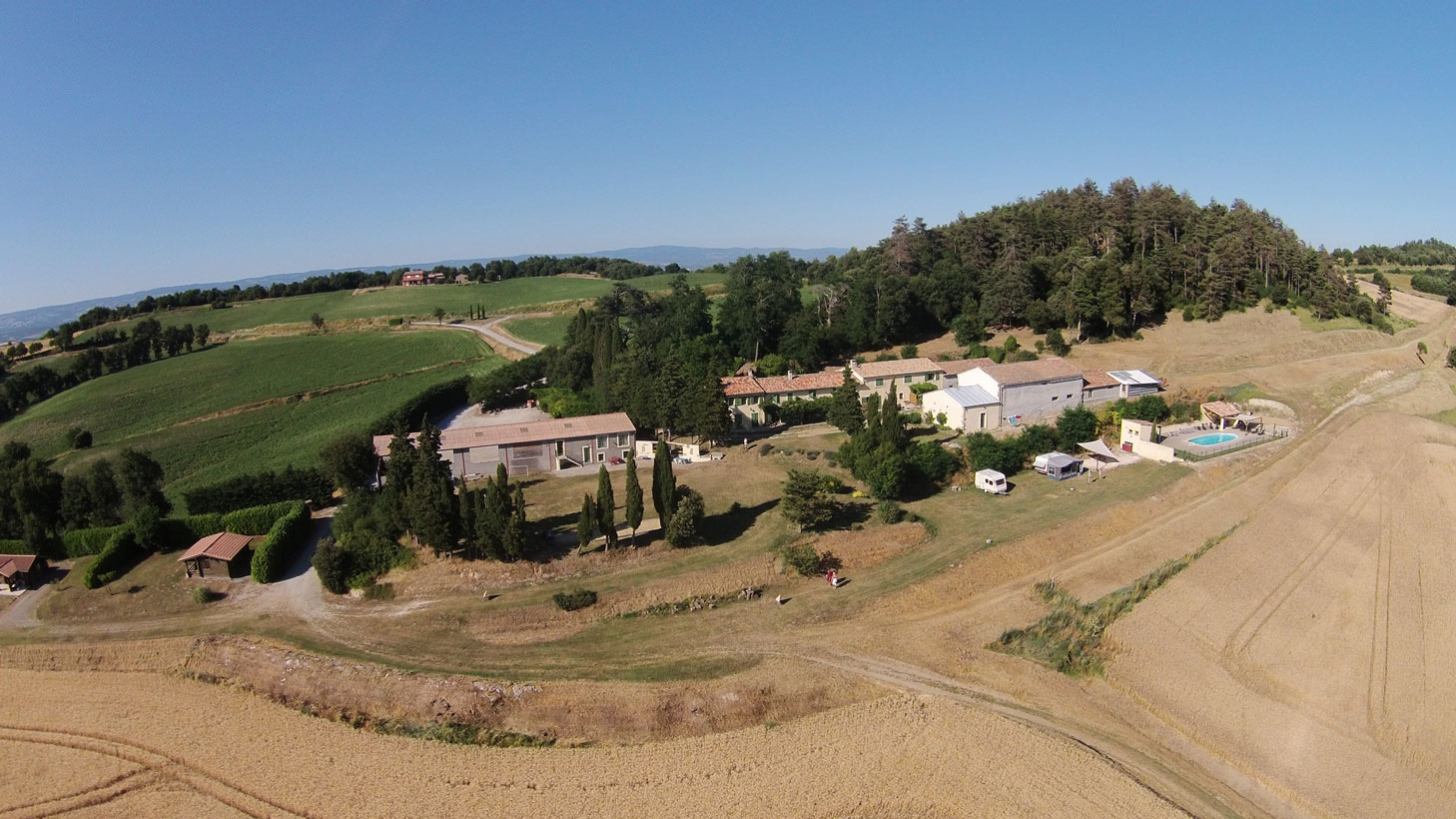 17th century estate of approx. 1,717 m2, set in 73 hectares in the Carcassonne area.
