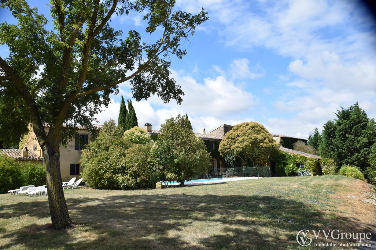 Demeure de tourisme du 17ème siècle en position dominante, Castelnaudary - Aude